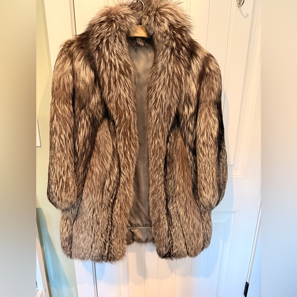 Pristine Custom Vintage Silver Fox Fur Coat